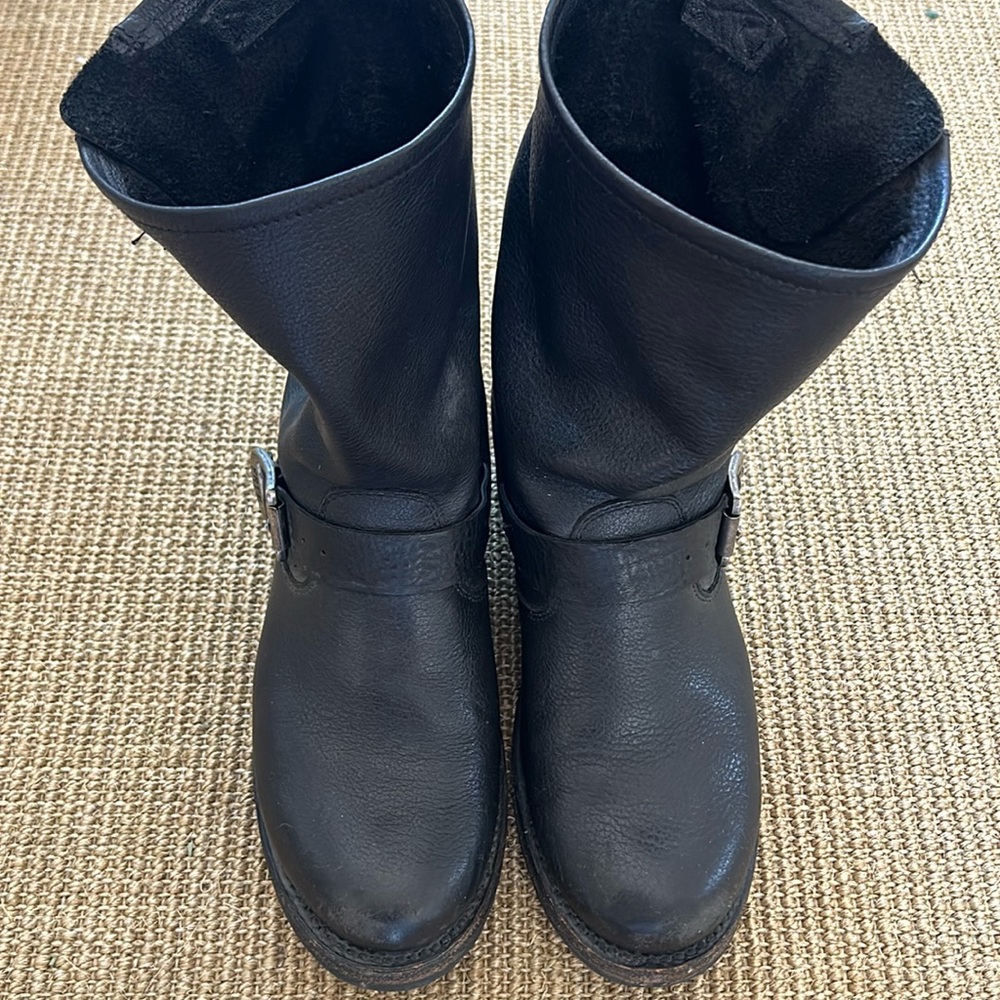 Frye Veronica Short Bootie size 7, Black